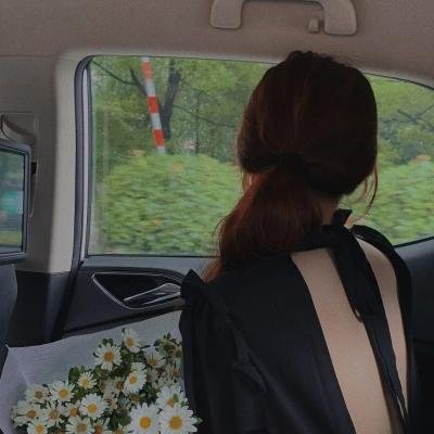 高档私房菜馆实拍：当红小花私下抽烟，后援会发声明